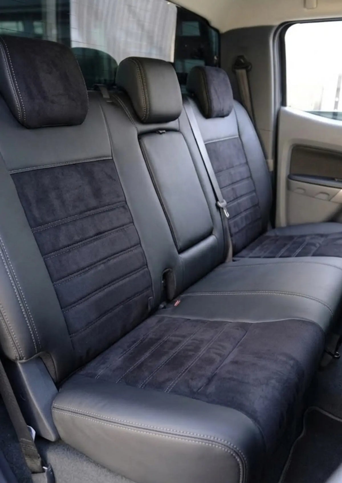 Ford Ranger 2013-2021 Araca Özel Koltuk Kılıfı London Design Siyah Siyah Füme