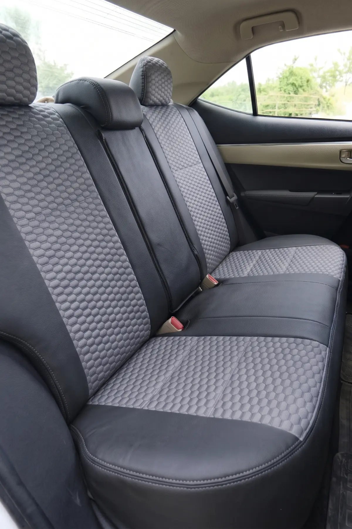 Toyota Corolla 2013 - 2018 Araca Özel Koltuk Kılıfı London Design Bej Siyah Krem