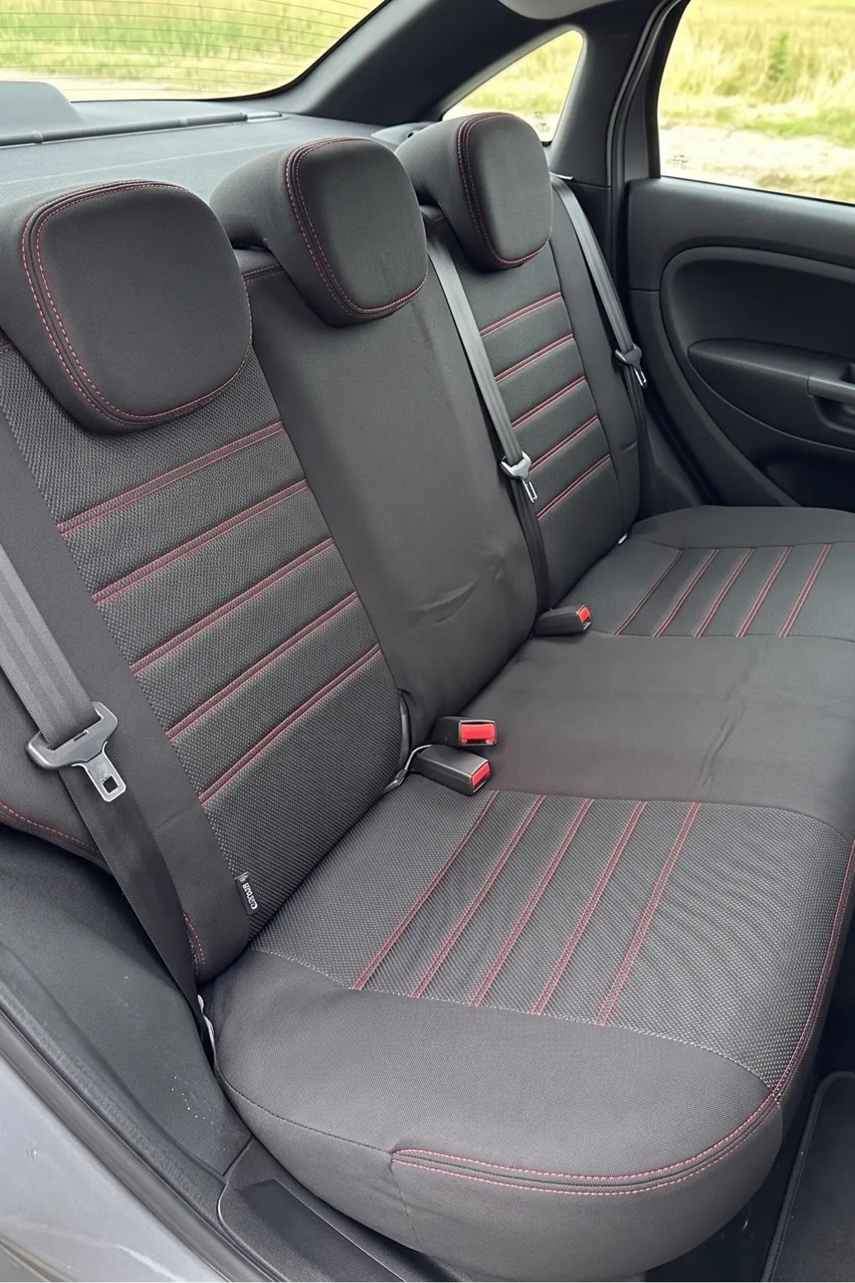 Fiat Linea 2007 Sonrası Araca Özel Koltuk Kılıfı Original Design Siyah Siyah Kırmızı