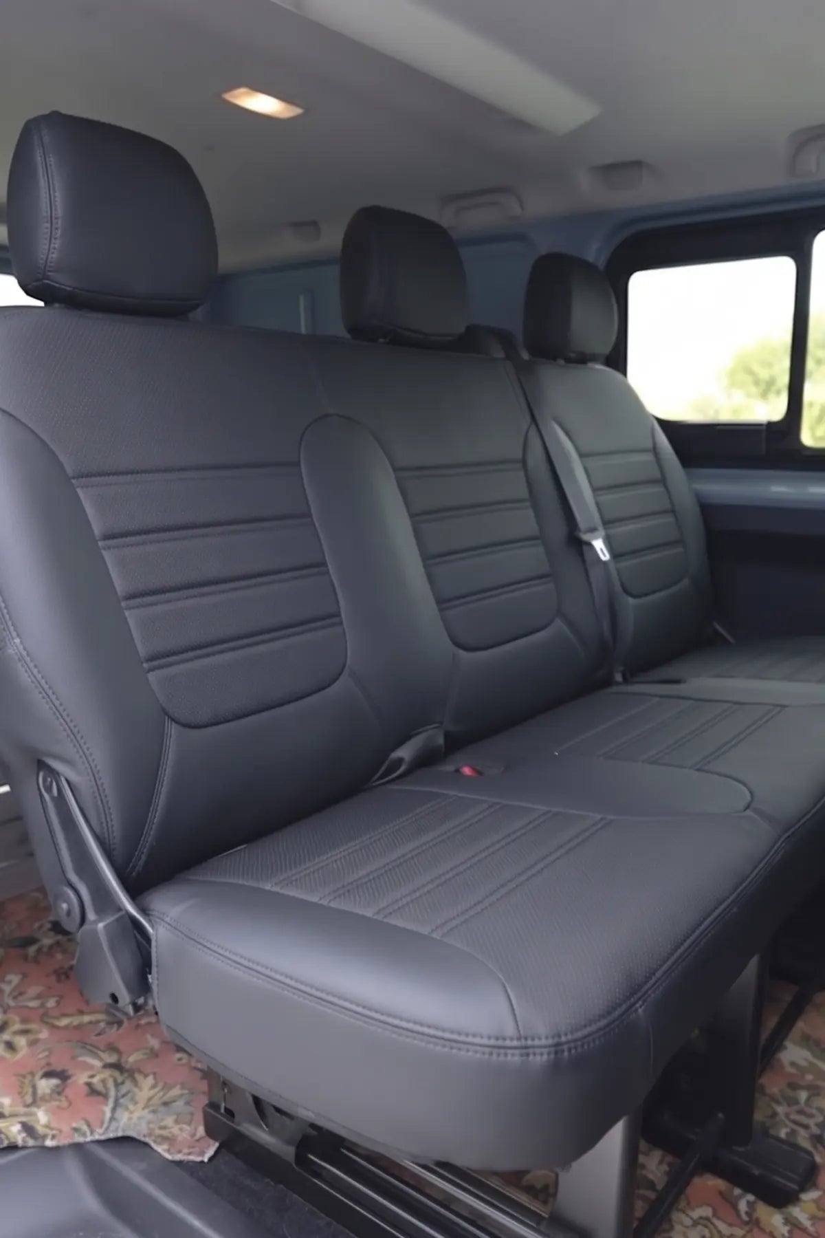 Araca Özel Koltuk Kılıfı - Renault Trafic - 2015 Sonrası - New York Design - Siyah Siyah Füme