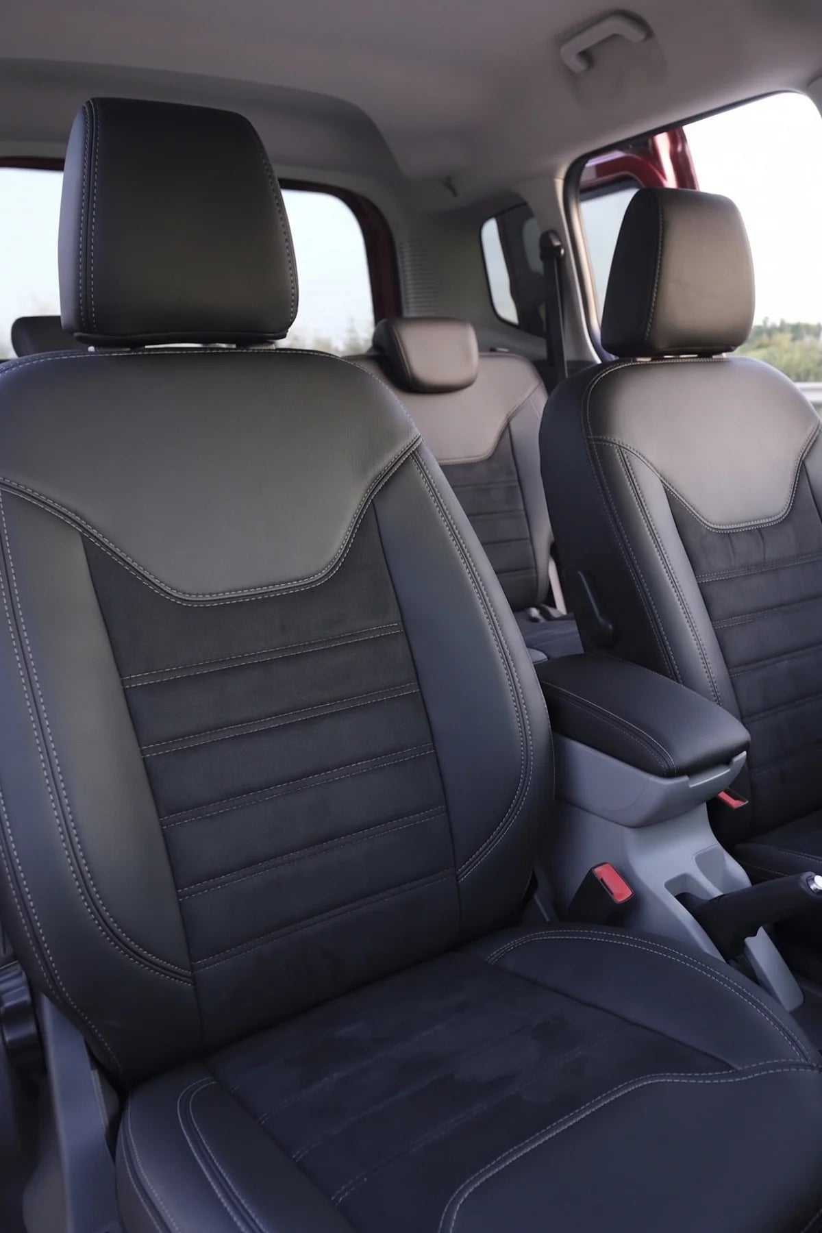 Ford Tourneo Courier 2014 Sonrası (Servis Kapaklı) Araca Özel Oto Koltuk Kılıfı London Design  Siyah Siyah Füme 2