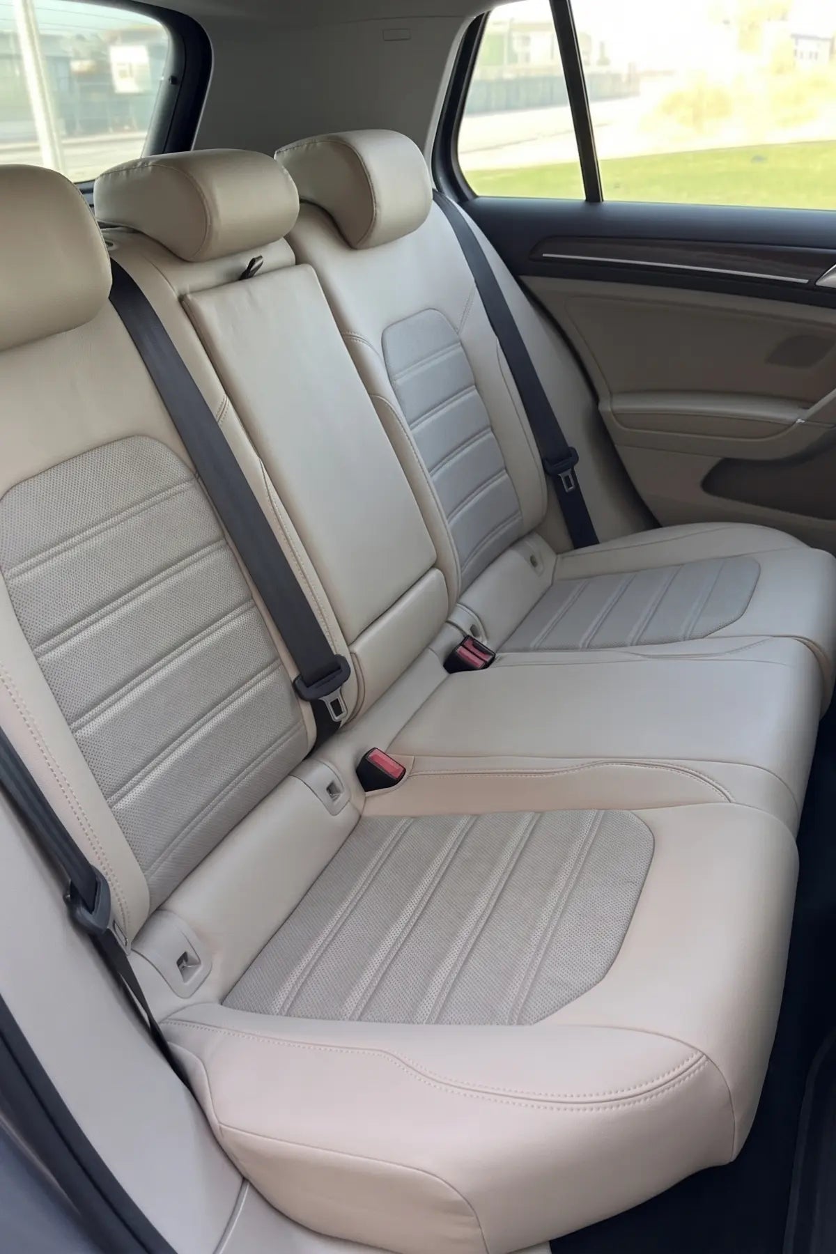 Araca Özel Koltuk Kılıfı - Volkswagen Golf - 2013-2021 - London Design - Bej Bej Krem
