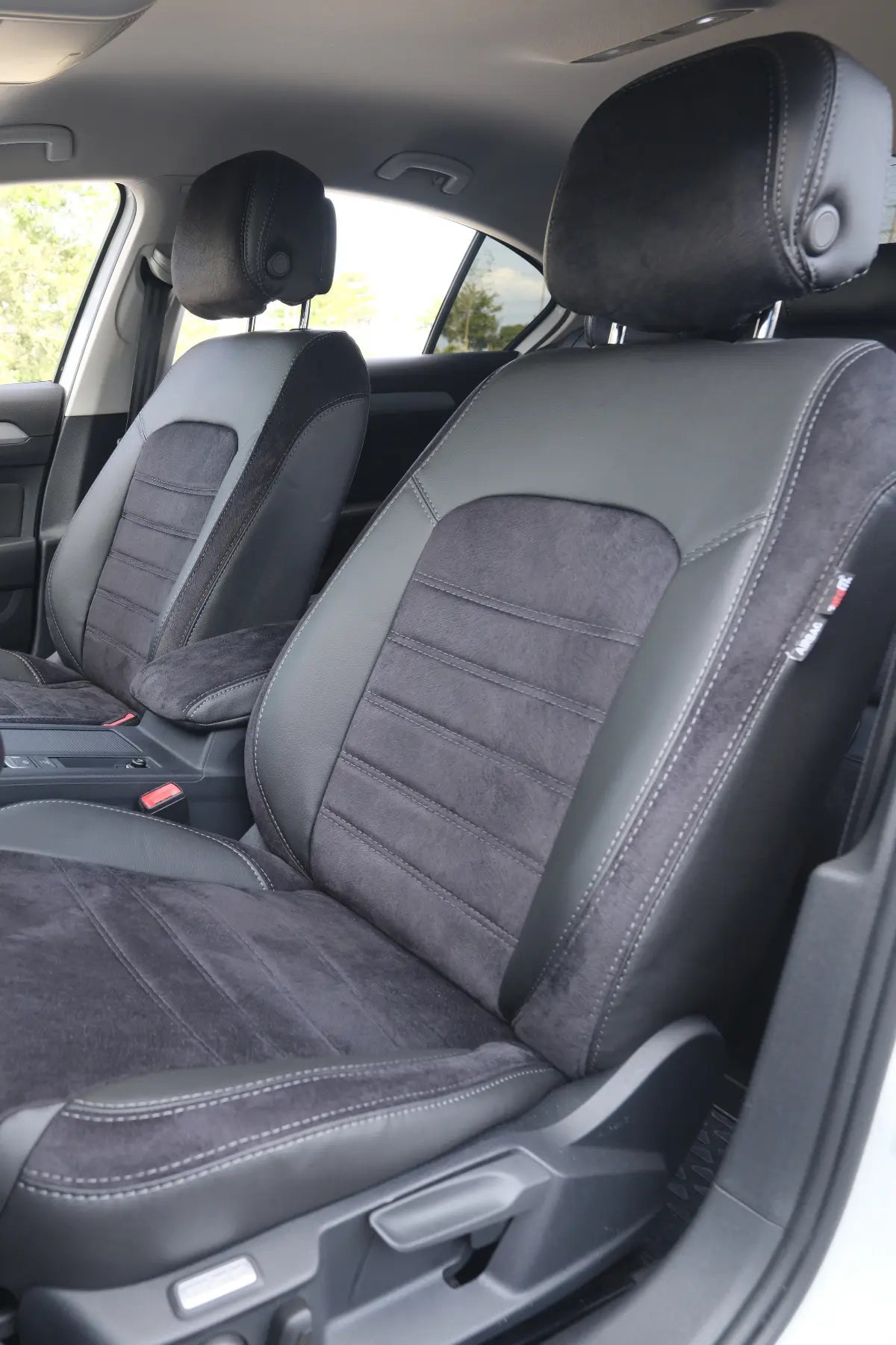 Araca Özel Koltuk Kılıfı - Volkswagen Passat - 2015-2022 - London Design - Siyah Siyah Füme