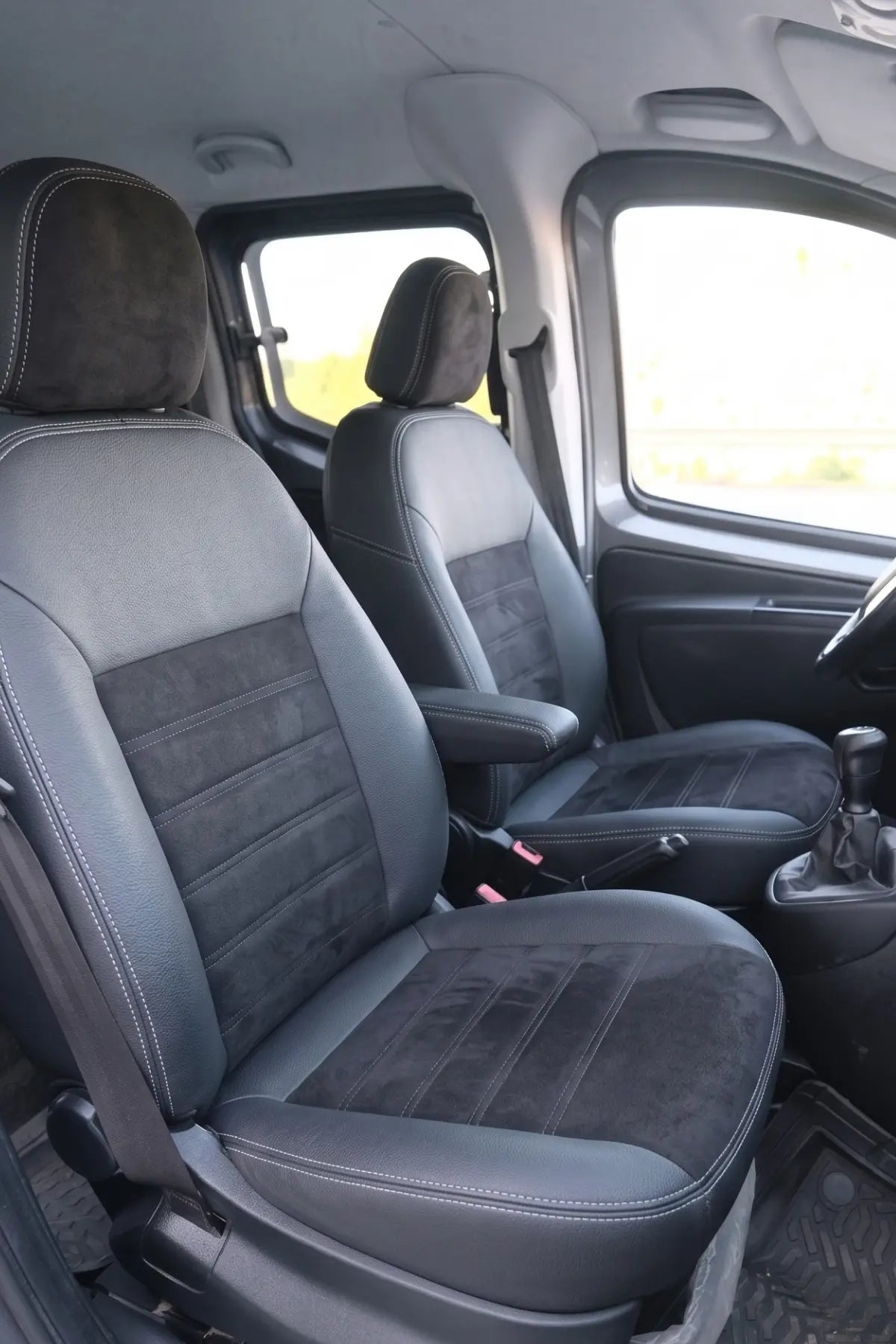 Fiat Fiorino 2008 Sonrası Araca Özel Koltuk Kılıfı London Design Siyah Siyah Füme