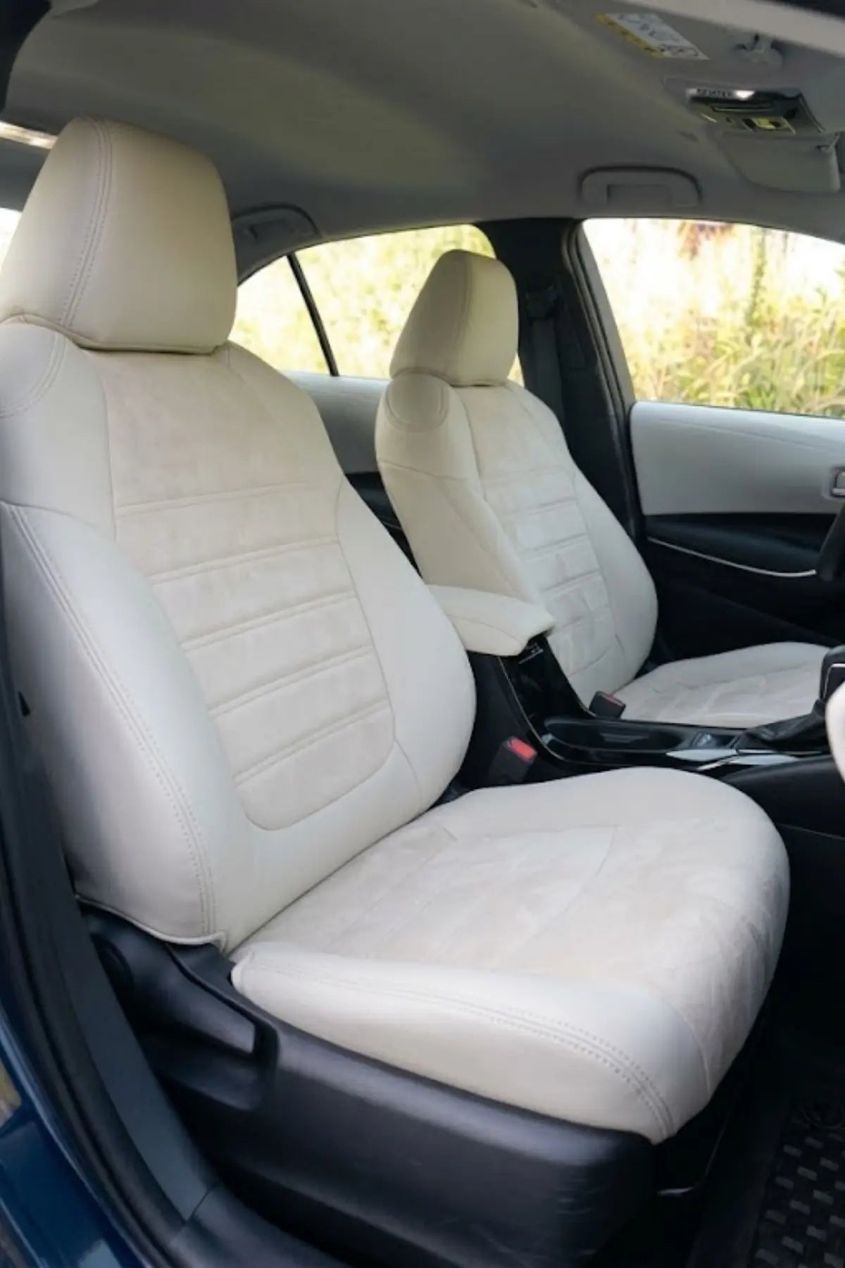 Toyota Corolla 2023 Sonrası Araca Özel Koltuk Kılıfı London Design Kırık Beyaz Kırık Beyaz Beyaz