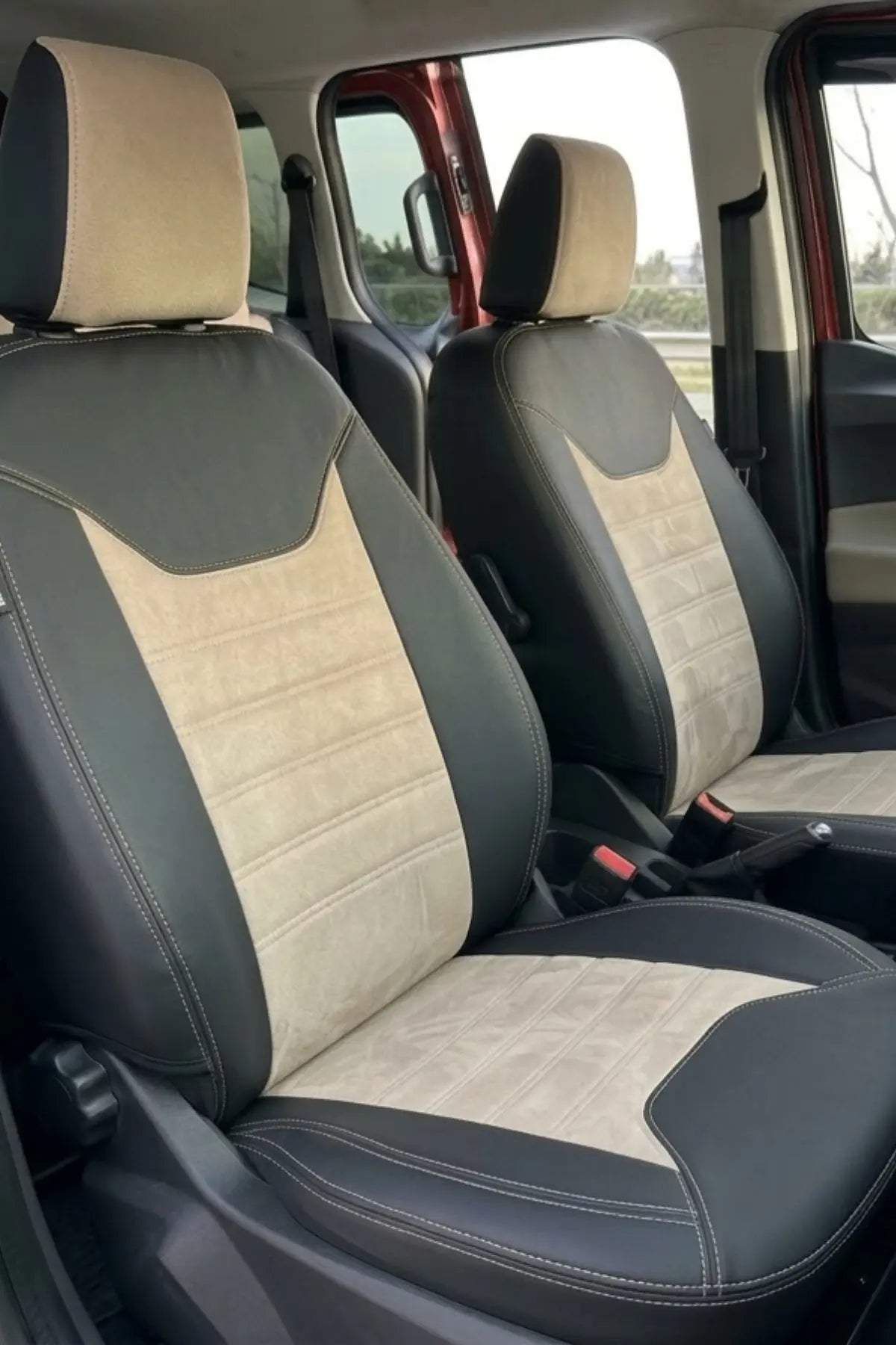 Ford Tourneo Courier 2014 Sonrası Araca Özel Koltuk Kılıfı London Design Bej Siyah Kırık Beyaz