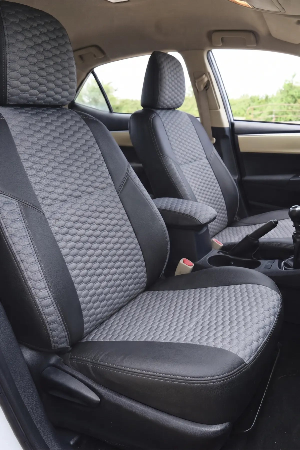 Toyota Corolla 2013 - 2018 Araca Özel Koltuk Kılıfı London Design Bej Siyah Krem